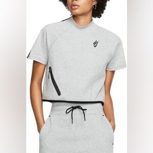 Nike Sportswear Tech Fleece SHIRT  BV3390-063 Grey Woman's Size SMALL